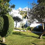 リゾート El Capistrano 2*