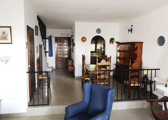 El Capistrano 2*